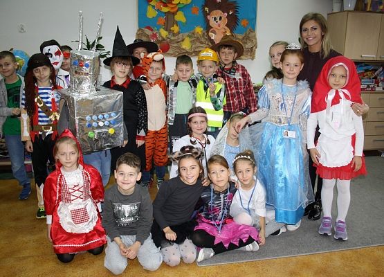 Święto bajkowych postaci grafika