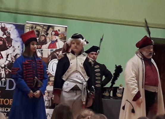 Podróż historyczna od rozbiorów do odzyskania niepodległości- żywa lekcja historii grafika