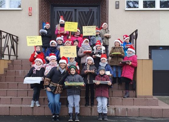 Uśmiech za kawałek ciasta grafika