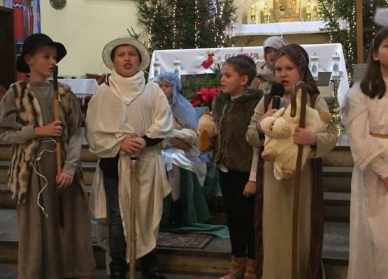 Jasełkowy występ klasy IIb grafika