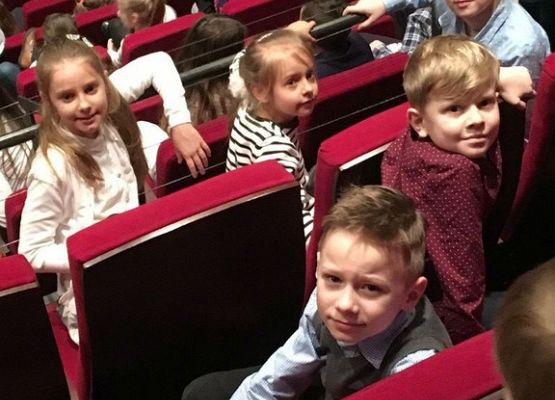 Uczniowie klasy IIa z wizytą w Teatrze Muzycznym w Gdyni grafika