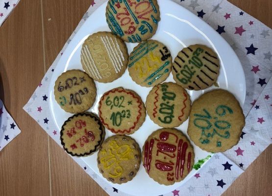 Święto Liczby Avogadro grafika