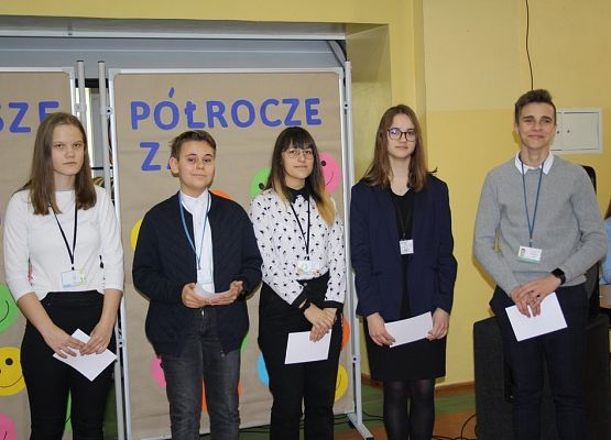 Podsumowaliśmy pierwsze półrocze roku szkolnego grafika