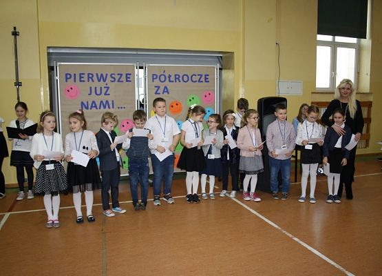 Podsumowaliśmy pierwsze półrocze roku szkolnego grafika