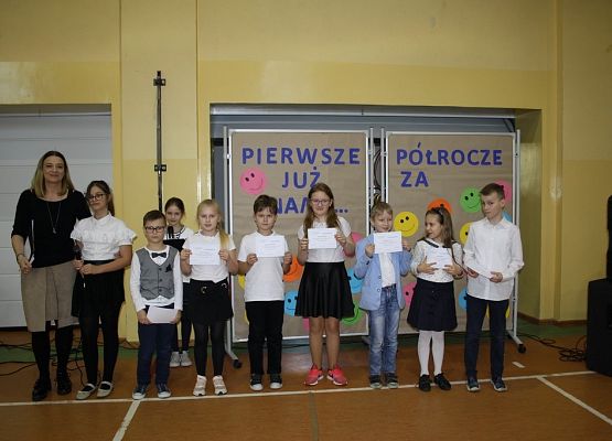 Podsumowaliśmy pierwsze półrocze roku szkolnego grafika