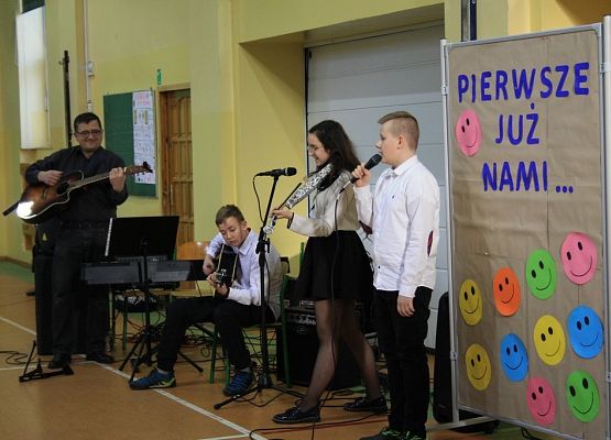 Podsumowaliśmy pierwsze półrocze roku szkolnego grafika