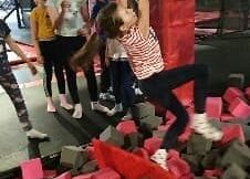 Szaleństwa klasy IIc w sali zabaw Madagaskar grafika