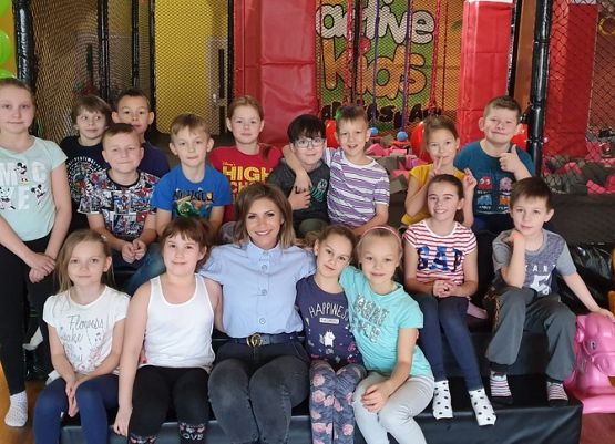 Szaleństwa klasy IIc w sali zabaw Madagaskar grafika