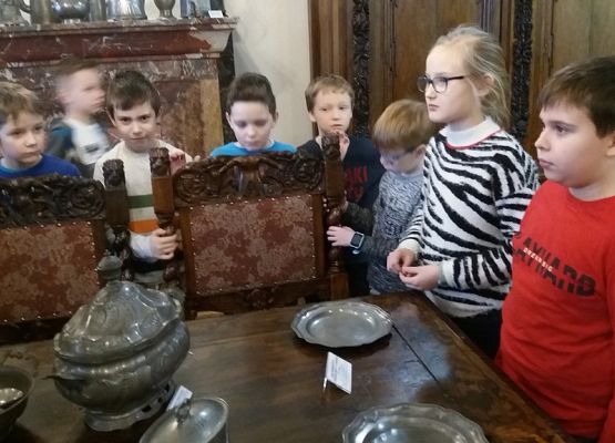 Drugoklasiści z wizytą w lęborskim muzeum grafika