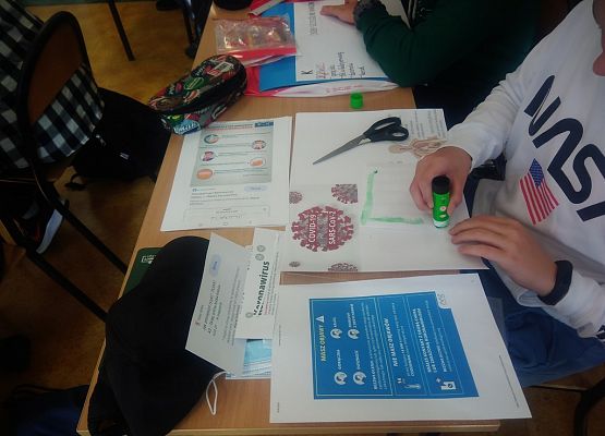 Warsztaty dotyczące koronawirusa grafika