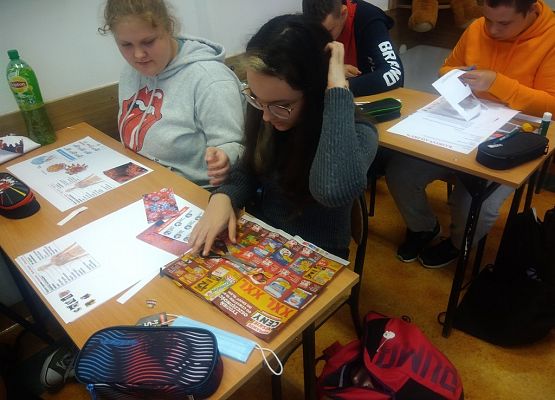 Warsztaty dotyczące koronawirusa grafika