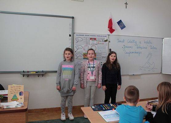 W przeddzień święta oświaty grafika