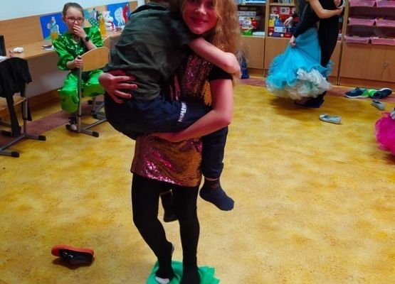 Karnawał walentynkowy w 2b grafika