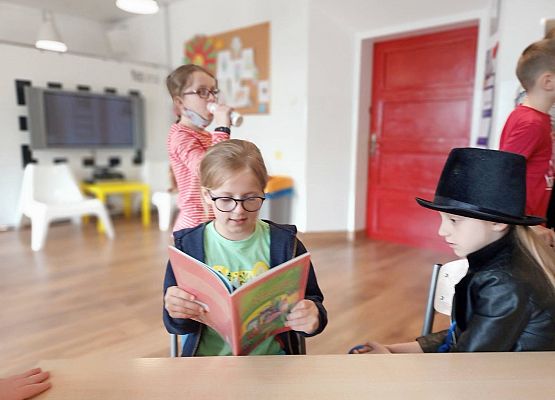 PoczytajMy po raz kolejny grafika