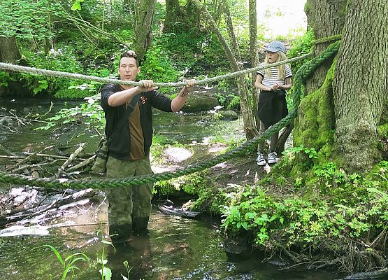 Wycieczka klasy 3a grafika