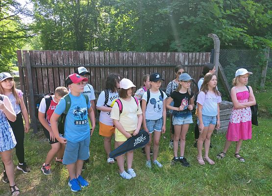 Lekcja przyrody kl. 4a w Uroczysku Drętowo grafika