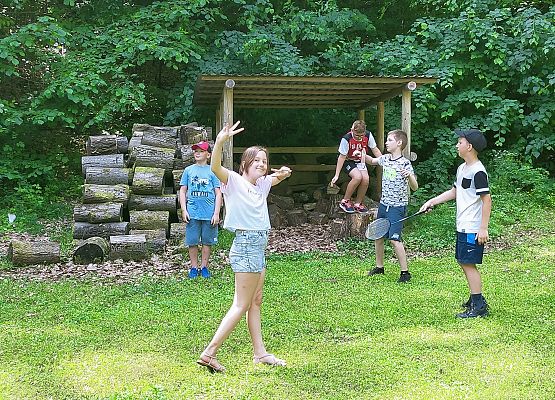 Lekcja przyrody kl. 4a w Uroczysku Drętowo grafika