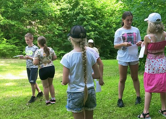 Lekcja przyrody kl. 4a w Uroczysku Drętowo grafika