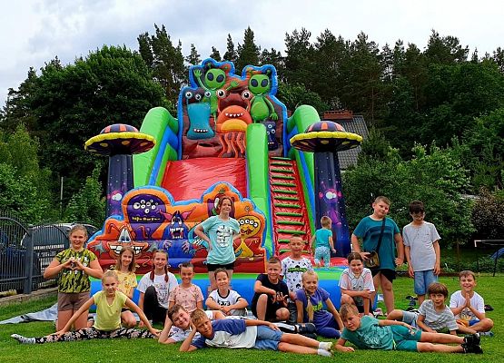 Pożegnalny piknik klasy 3c grafika