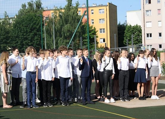 Zakończyliśmy rok szkolny grafika