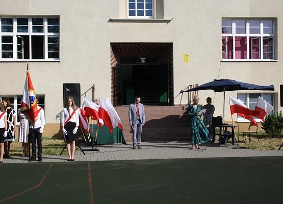 Zakończyliśmy rok szkolny grafika