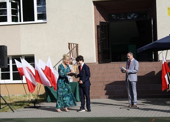 Zakończyliśmy rok szkolny grafika