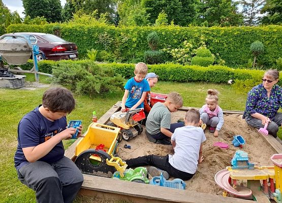 Dzień w siodle grafika