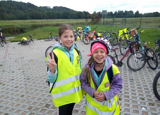 4c na rajdzie rowerowym grafika