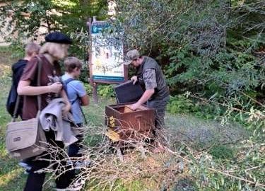 Lekcja przyrody klasy 8c w Drętowie grafika