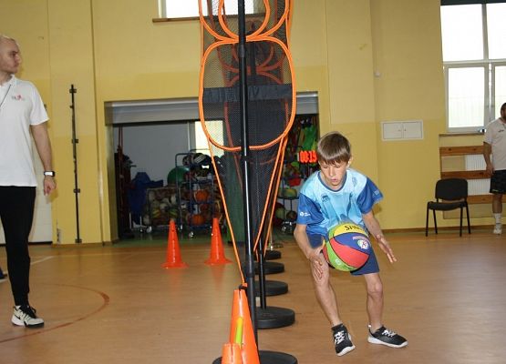 Szkolny Skills Challange 2021 - wygraj trening z Marcinem Gortatem zawitał do SP nr 1! grafika