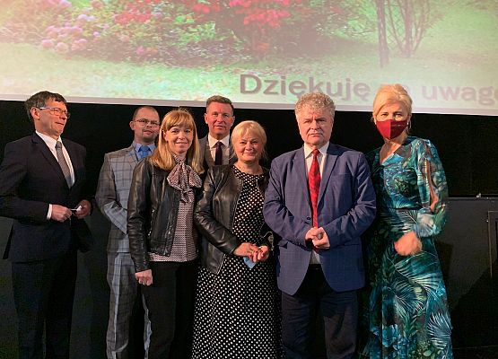 Z okazji Dnia Edukacji Narodowej grafika