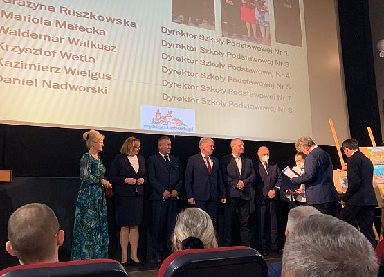 Z okazji Dnia Edukacji Narodowej grafika