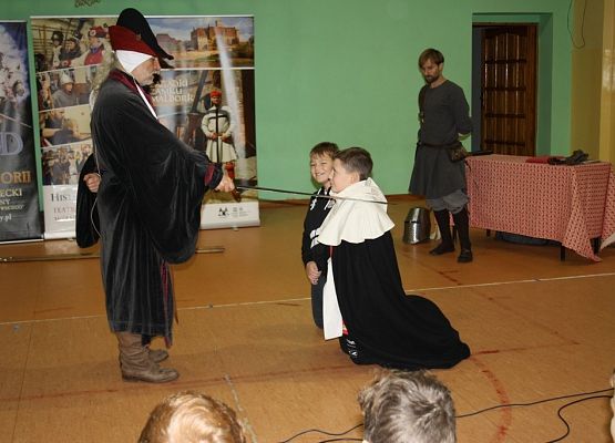 Żywa lekcja historii grafika