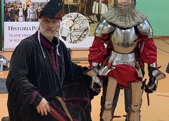 Żywa lekcja historii grafika