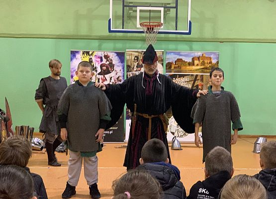 Żywa lekcja historii grafika