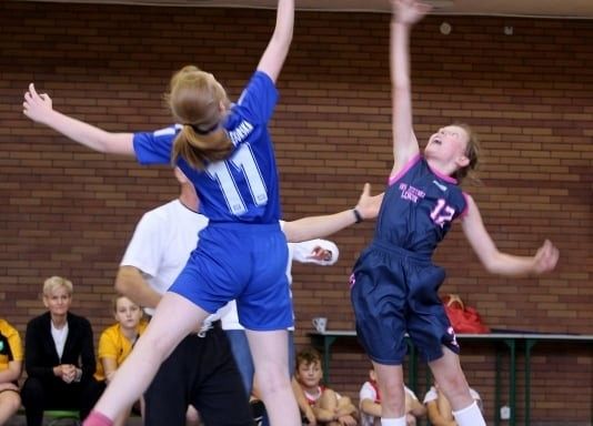 Koszykarskie zmagania grafika