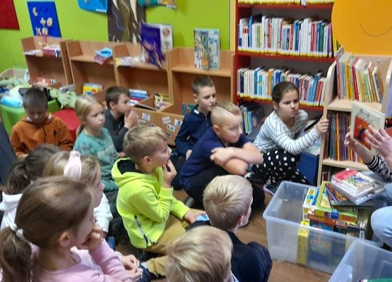 Wizyta w Miejskiej Bibliotece Publicznej w Lęborku grafika