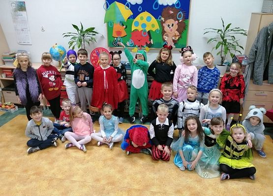 Kolorowo i bajkowo grafika