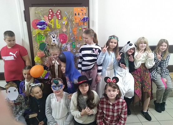 Kolorowo i bajkowo grafika