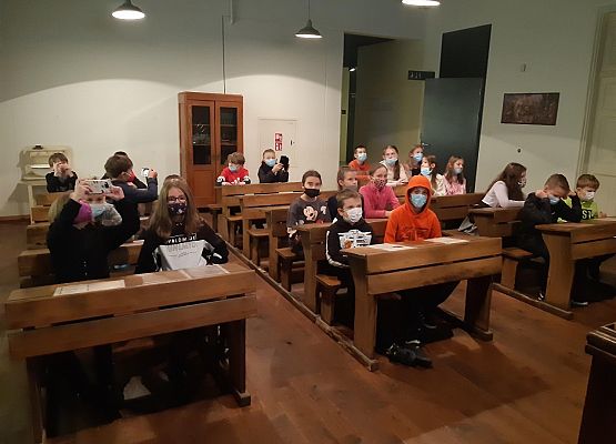 Klasa 4a  odwiedziła Gdańsk grafika