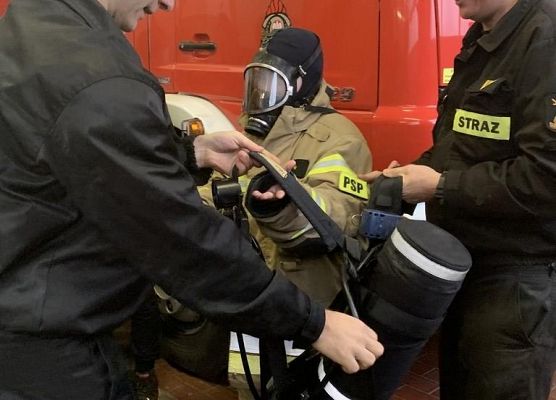 Kolejne klasy z wizytą w siedzibie Straży Pożarnej grafika