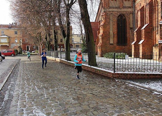 Biegi Mikołajkowe grafika