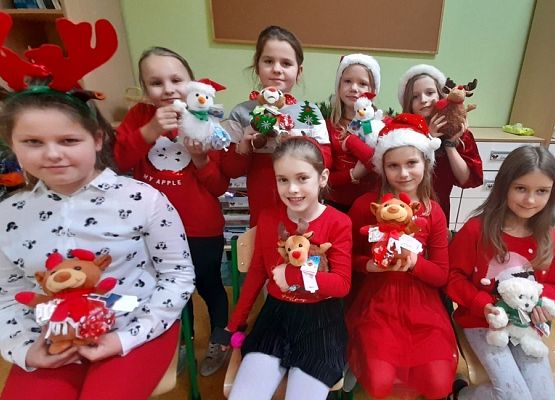 Mikołajki w naszej szkole grafika