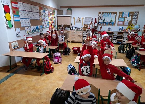 Mikołajki w naszej szkole grafika