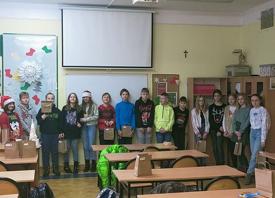 Mikołajki w naszej szkole grafika