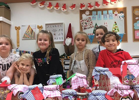 Świąteczne przygotowania w klasie Ib grafika