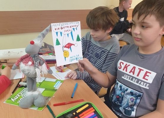 Merry Christmas, Frohe Weihnachten, Feliz Navidad, . świąteczne życzenia Erasmus+ grafika