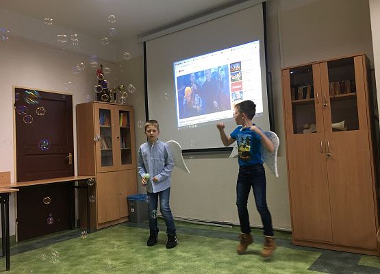 Mini Playback Show w 4c grafika