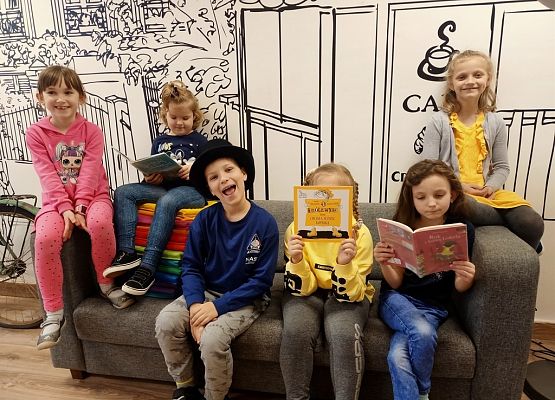 Spotkania z książką w programie PoczytajMy grafika