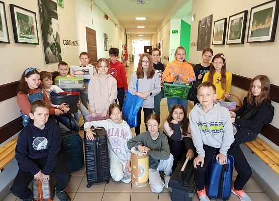 Dzień bez plecaka grafika